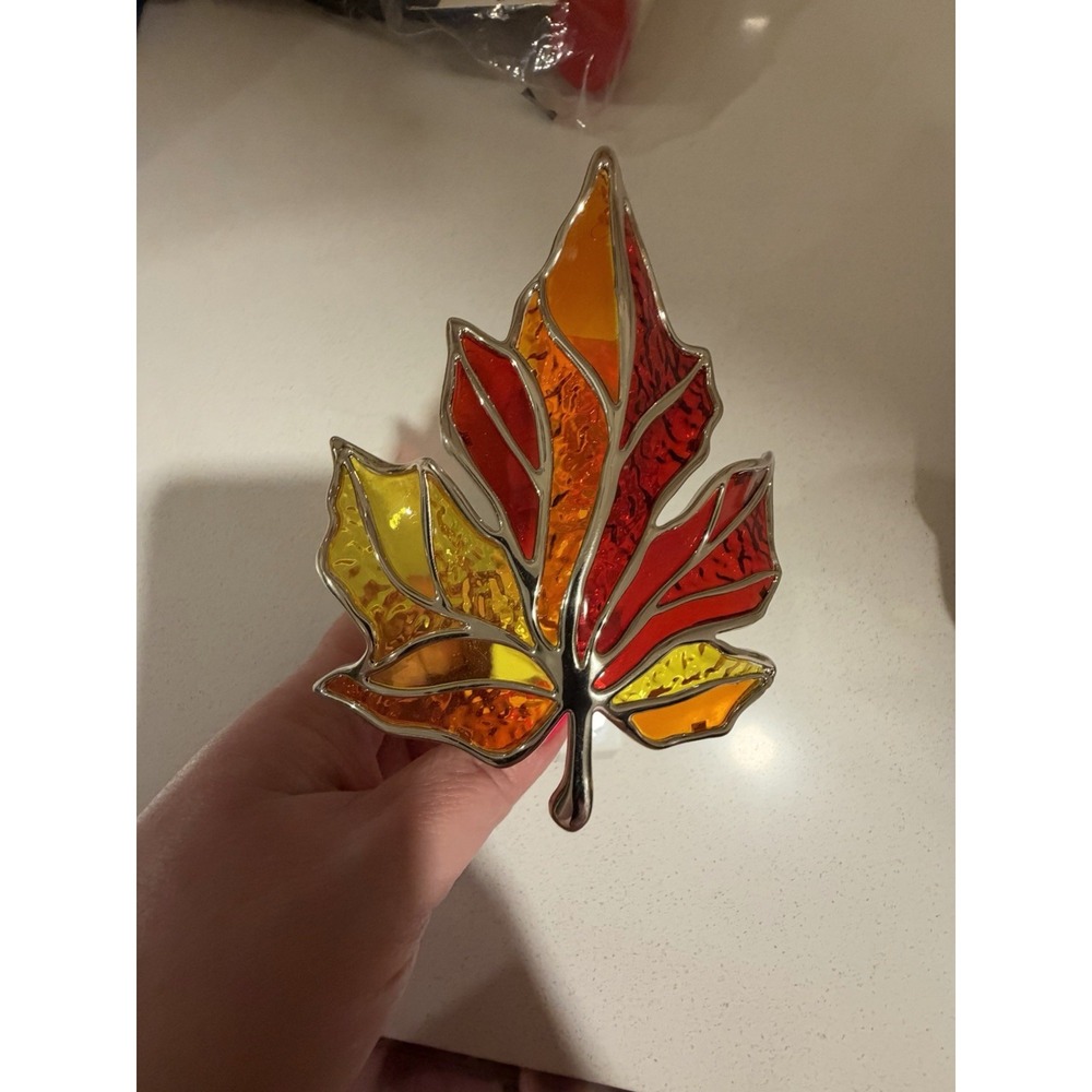 Bath & Body Works Wallflower Plug In Autumn Stain Glass Maple Leaf Night Light